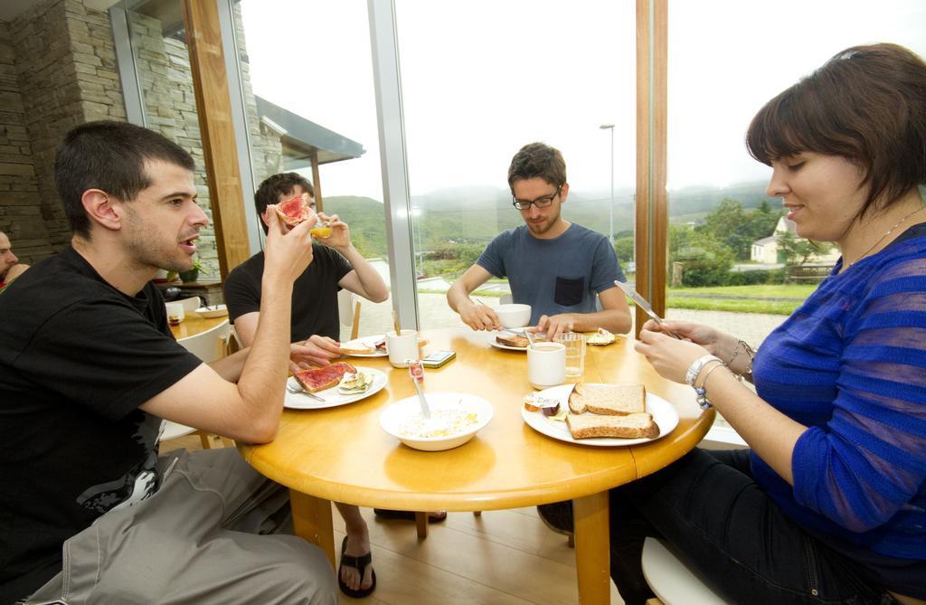 Errigal Youth Hostel Гуийдор Екстериор снимка